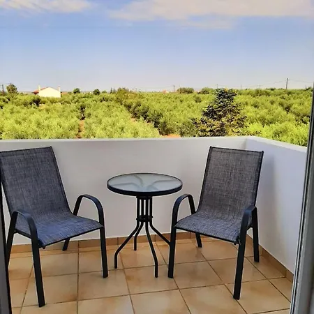 Castello Apartment *