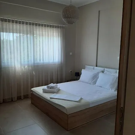 Castello * Kalyves Polygyrou